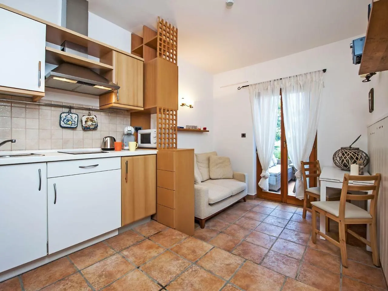 Cozy Holiday Home In Rovinj With Terrace