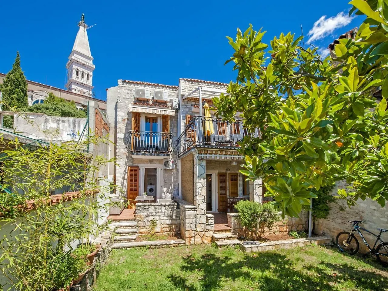 Cozy Holiday Home In Rovinj With Terrace location